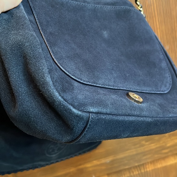 💙TORY BURCH💙 Marion Blue Suede Messenger Bag , Leather & Gold Chain Strap - Picture 10 of 10